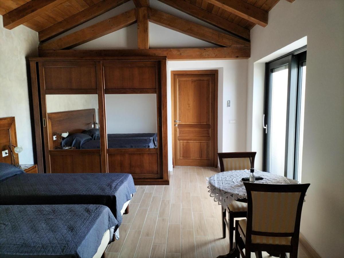 Agriturismo Dipinto Dal Sole Padula Exterior photo
